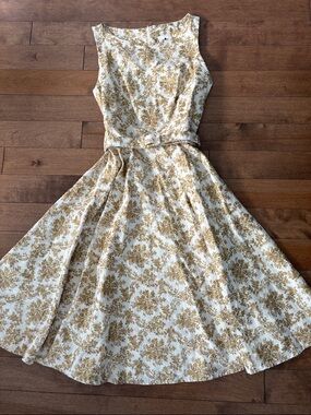 Heart of Haute Belted cream & Gold Floral Fit & Flare Dress|Made in USA|Cotton